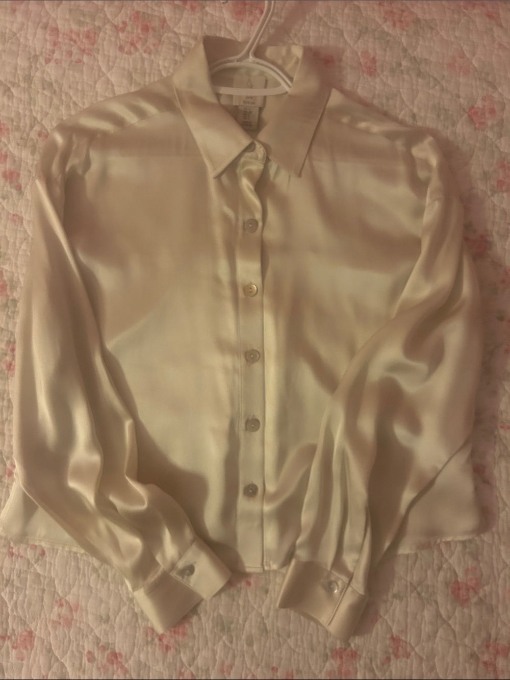 100% Silk Button-Up Blouse - Elegant Women's Top